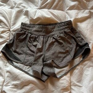 lululemon shorts heather grey size 4